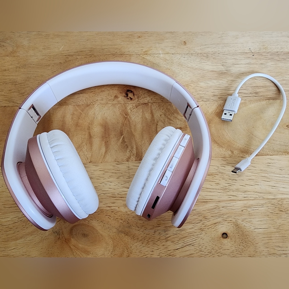 Wireless Bluetooth Over-Ear Stereo Foldable Headphones or Wired Headset w/ Aux - Picture 6 of 13